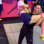 小姐姐摔跤,小姐姐摔跤的温馨瞬间