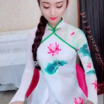 古筝小姐姐演唱,小姐姐演绎古典风情